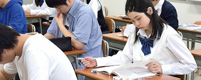 天王寺学館高等学校 在校生卒業のメッセージ 不登校生 高校中退者のための学校相談会情報 通信制高校へ行こう 関西一円